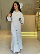 VESTIDO LONGO TRICOT COM BOTÕES DOURADOS – ELEGÂNCIA E CONFORTO NO INVERNO!